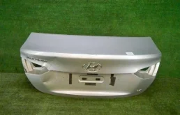 Дверь багажника для Hyundai Solaris 2021 года на фотографиях