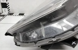 Фара левая для Hyundai Grand Santa Fe на фотографиях