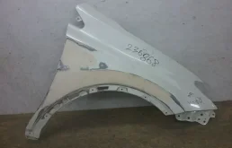 Крыло правое для Toyota RAV4 2018 года на фотографиях