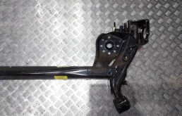 Задняя балка для Kia Rio X line 2018 года на фотографиях