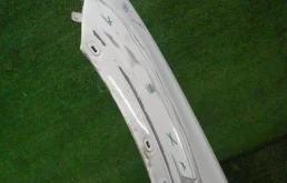 Крыло левое для Mercedes-Benz GLE class 2024 года на фотографиях