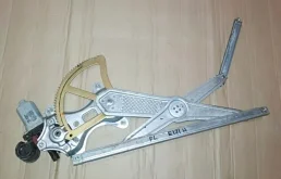 Мотор стеклоподъемника передний левый для Toyota Corolla на фотографиях