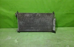 Радиатор кондиционера для Nissan Tiida на фотографиях