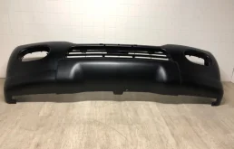 Бампер передний для Mitsubishi Pajero Sport 2006 года на фотографиях