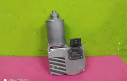 Мотор стеклоочистителя для Audi Q7 2009 года на фотографиях