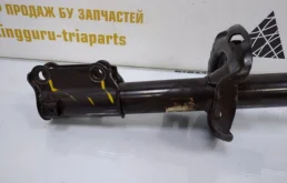 Стойка кузова передняя правая для Hyundai Solaris 2021 года на фотографиях