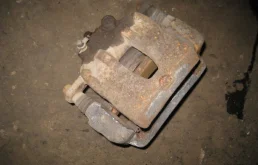 Суппорт передний правый для Hyundai Solaris 1 RB (2011-2013)