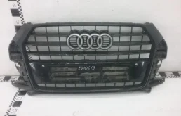 Решетка радиатора 8U0853651H1QR для Audi Q3 8U 2011-2019