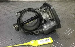 Дроссельная заслонка для BMW X5 на фотографиях