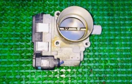 Дроссельная заслонка для Skoda Rapid 2015 года на фотографиях