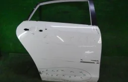 Дверь задняя правая для Nissan Almera на фотографиях