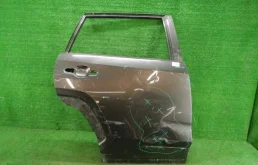 Дверь задняя правая для Toyota RAV4 2023 года на фотографиях