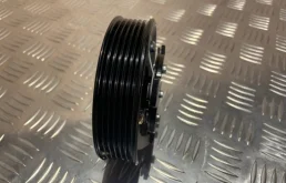 Компрессор кондиционера для Skoda Rapid 2012 года на фотографиях