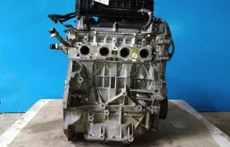 Двигатель для Nissan Tiida 2013 года на фотографиях