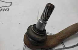 Наконечник рулевой тяги правый для Mercedes-Benz GL class 2009 года на фотографиях
