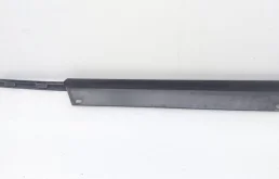 Уплотнитель задней левой двери для Audi Q7 2011 года на фотографиях