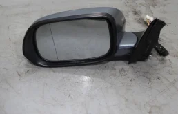 Стекла и зеркала для Honda Accord 2005 года на фотографиях