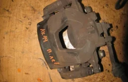 Суппорт передний левый для Opel Corsa D Хэтчбек-5 2006-2014