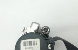 Ремень безопасности передний левый для Skoda Rapid 2013 года на фотографиях