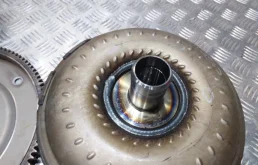 Маховик для Ford Kuga 2014 года на фотографиях