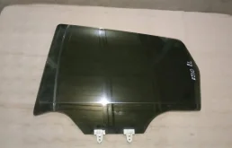 Стекло двери заднее правое для Nissan Qashqai на фотографиях