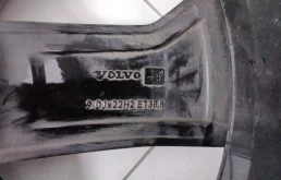 Диск колесный литой для Volvo XC90 2015 года на фотографиях