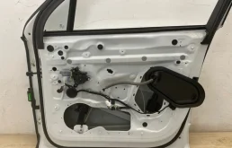 Двери для Audi Q7 2018 года на фотографиях