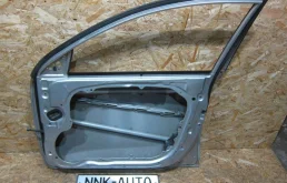 Дверь передняя правая для Kia Ceed 2008 года на фотографиях