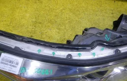 Фара правая для Toyota Highlander на фотографиях