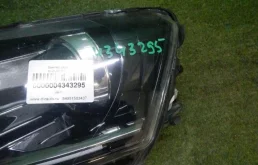 Фара ксенон левая для Skoda Rapid на фотографиях