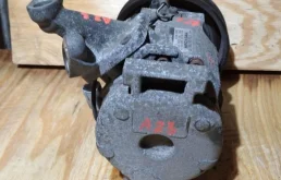 Компрессор кондиционера для Toyota RAV4 2003 года на фотографиях