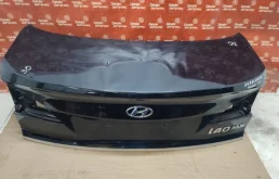 Крышка багажника для Hyundai i40 2012 года на фотографиях