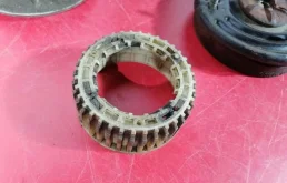 Амортизатор передний правый для Mercedes-Benz CL class 2011 года на фотографиях