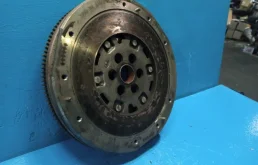 Маховик для Nissan X-Trail 2016 года на фотографиях