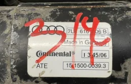 Компрессор пневмоподвески передний для Audi Q7 на фотографиях