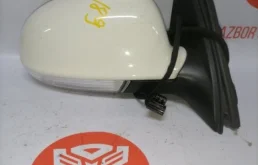 Зеркала для Volkswagen Jetta 2006 года на фотографиях