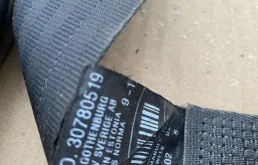 Ремень безопасности передний правый для Volvo XC90 на фотографиях