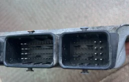 Блок управления двигателем для Nissan Tiida на фотографиях