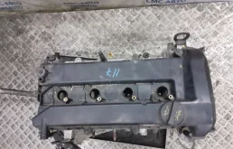 Двигатель без навесного для Volvo C30 2011 года на фотографиях