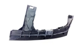 Кронштейн заднего бампера правый для Audi A6 на фотографиях