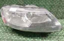 Фара правая для Skoda Rapid I NH3 2012-2017