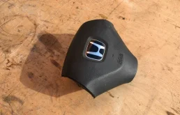 Подушка безопасности пассажира для Honda Accord 2004 года на фотографиях