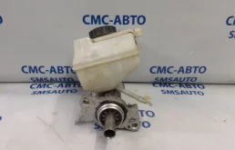 Главный тормозной цилиндр для Volvo XC90 2010 года на фотографиях