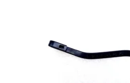 Поводок лобового стеклоочистителя правый для Hyundai Solaris 2020 года на фотографиях