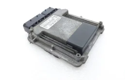 Блок управления двигателем для Audi Q7 2009 года на фотографиях