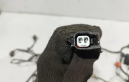 Проводка моторного отсека для Chevrolet Cruze на фотографиях