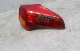 Фонарь внешний правый для Toyota RAV4 на фотографиях