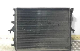 Радиатор (основной) Volkswagen Touareg 1 поколение 2002-2007 дизель 2.5