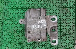 Подушка, опора двигателя AUDI A3, SKODA OCTAVIA 1Z, VOLKSWAGEN GOLF 5/5+, JETTA 5, PASSAT B6, TIGUAN, TOURAN 1,4 2004- правая вперёд б/у A3(2004-2013);OCTAVIA 1Z(2004-2012);GOLF 5(2004-2009);GOLF 5+(2005-2014);JETTA 5(2005-2009)