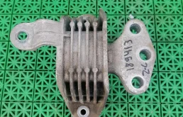 Подушка, опора двигателя OPEL ASTRA J, ZAFIRA C 1,4/1,6/2,0 2010- передняя б/у ASTRA J(2009-2017);ZAFIRA C(2013-2019)